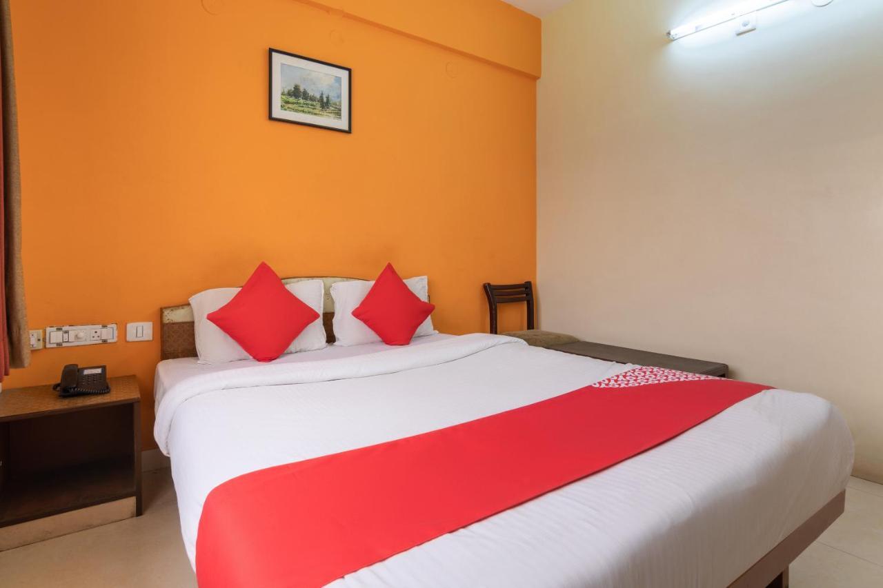 Oyo 10478 Raj Residency Otel Bangalore Dış mekan fotoğraf