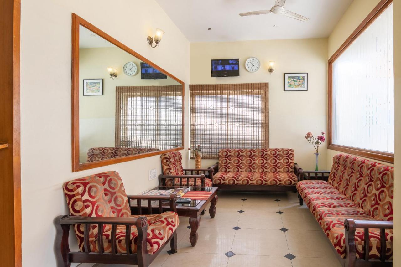 Oyo 10478 Raj Residency Otel Bangalore Dış mekan fotoğraf