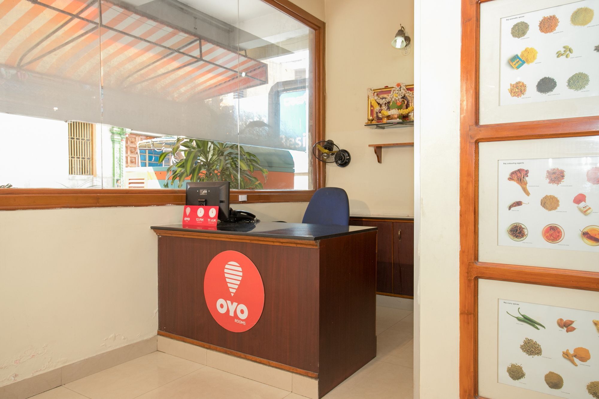 Oyo 10478 Raj Residency Otel Bangalore Dış mekan fotoğraf