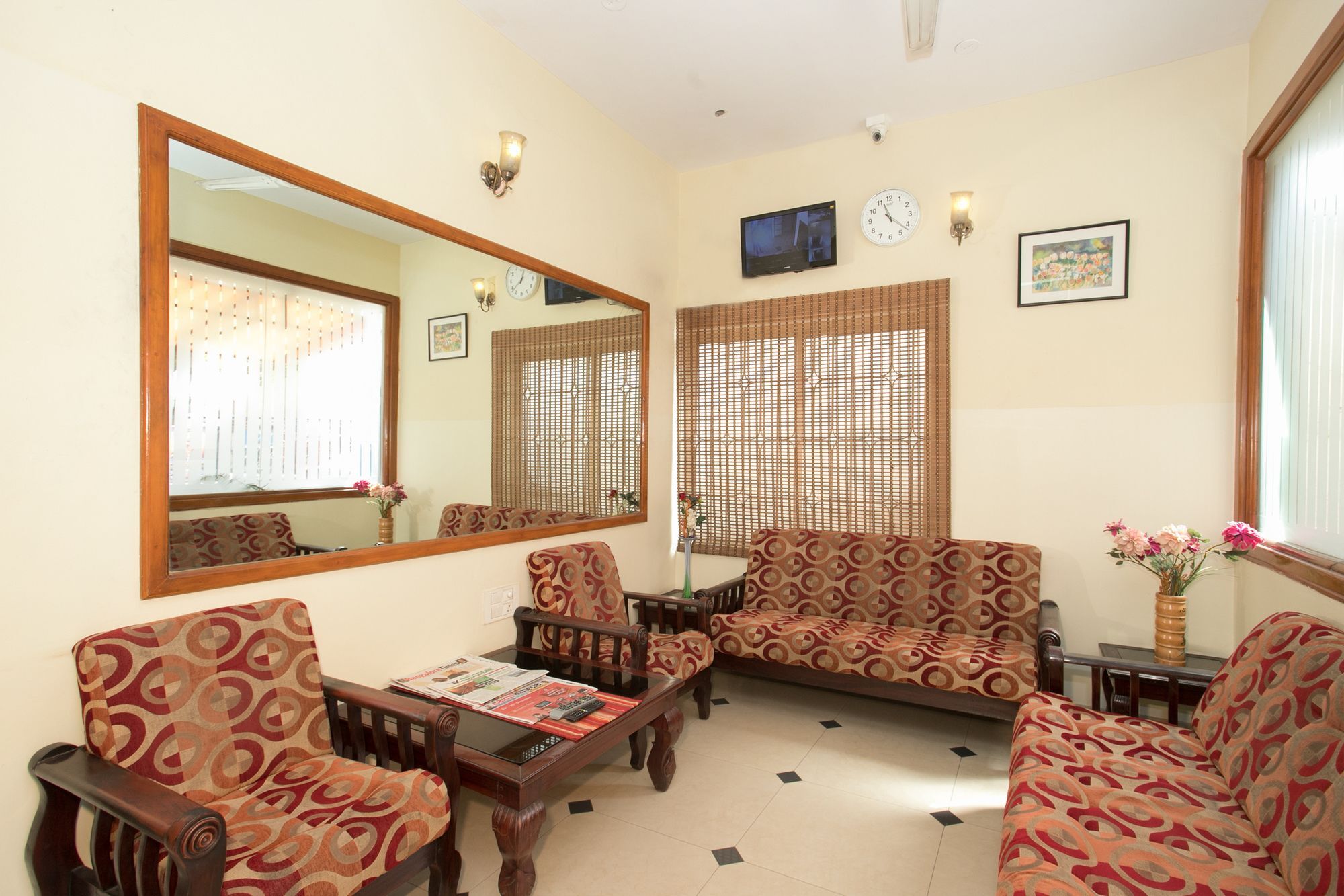 Oyo 10478 Raj Residency Otel Bangalore Dış mekan fotoğraf