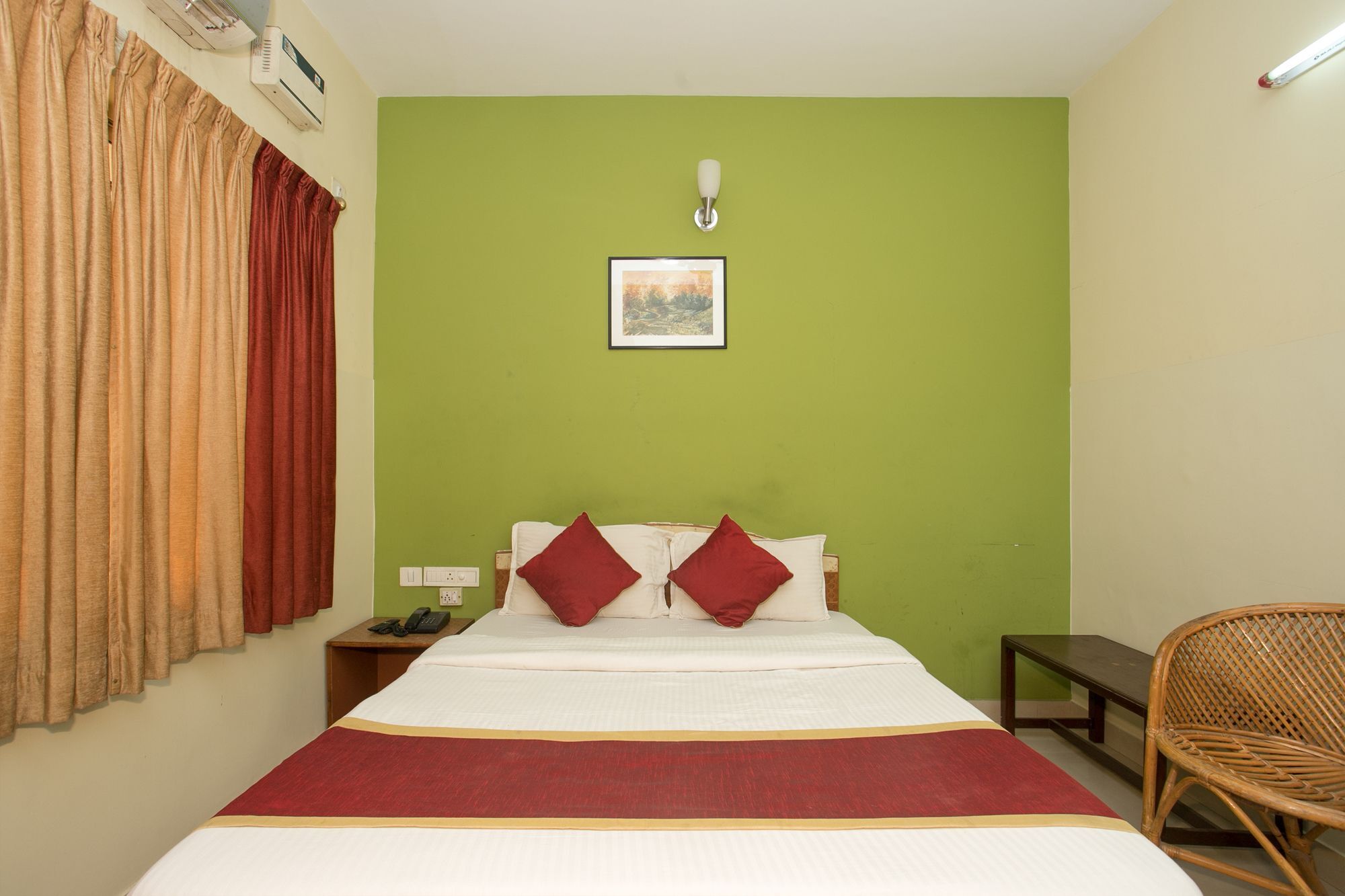 Oyo 10478 Raj Residency Otel Bangalore Dış mekan fotoğraf