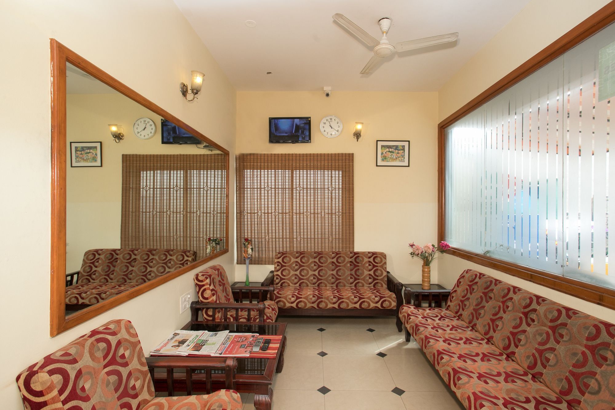 Oyo 10478 Raj Residency Otel Bangalore Dış mekan fotoğraf